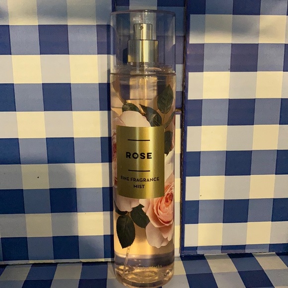 New Bath and Bodyworks body spray - Picture 2 of 16